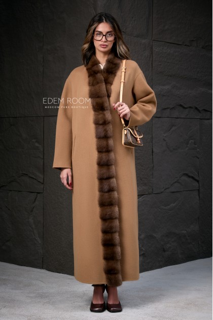 пальто с мехом