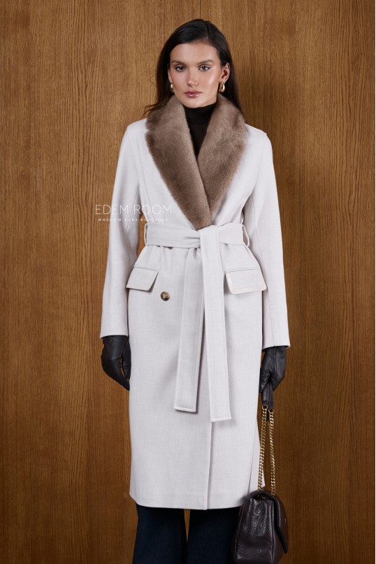 классическое пальто с воротником из норки