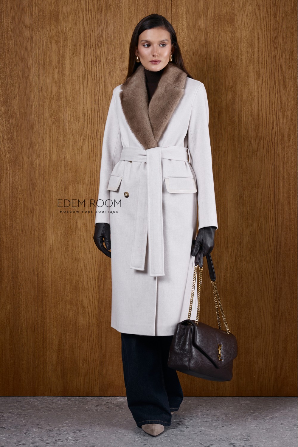 классическое пальто с воротником из норки