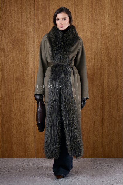 Итальянское пальто с мехом лисы