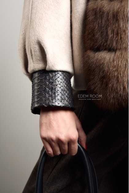 Пальто с мехом