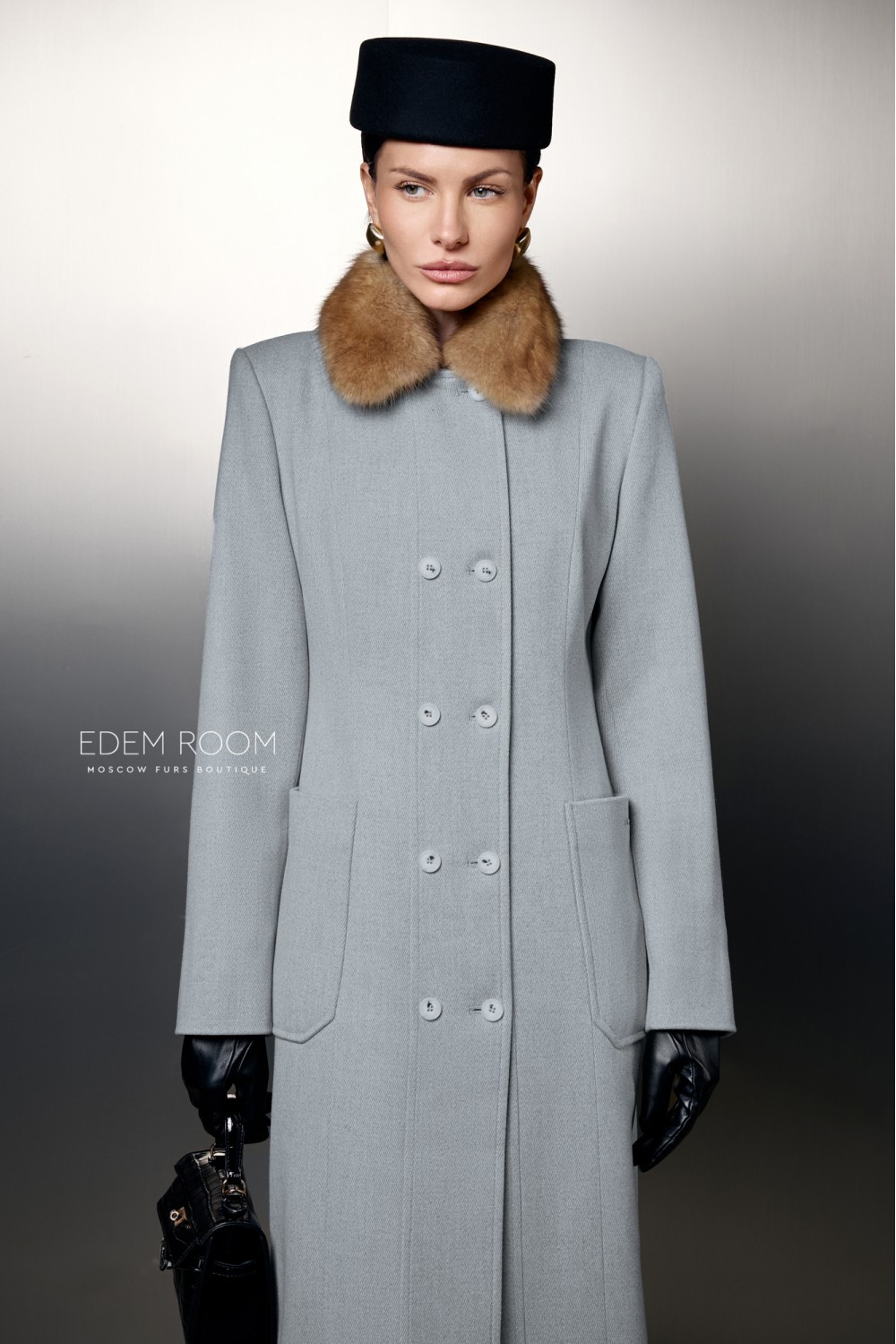 пальто приталенное с мехом от Donna Bacconi