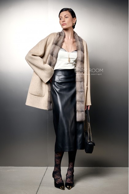 шерстяное пальто с мехом норки