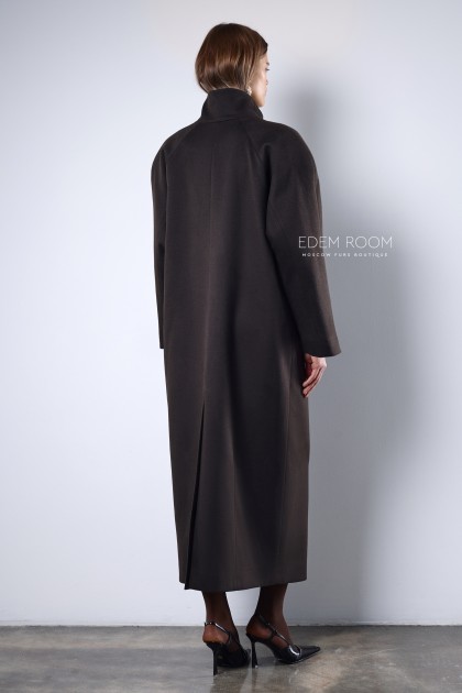 коричневое пальто из кашемира
