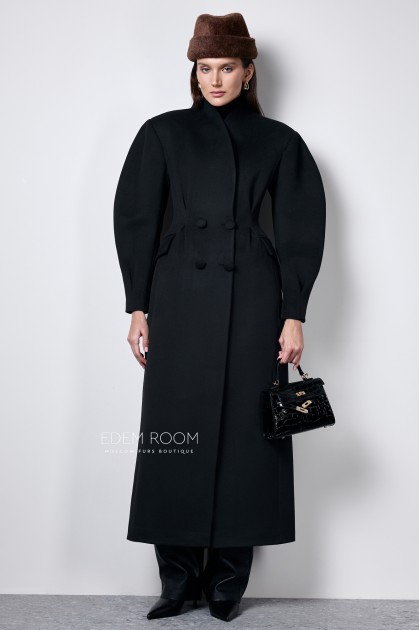 чёрное удлинённое пальто 