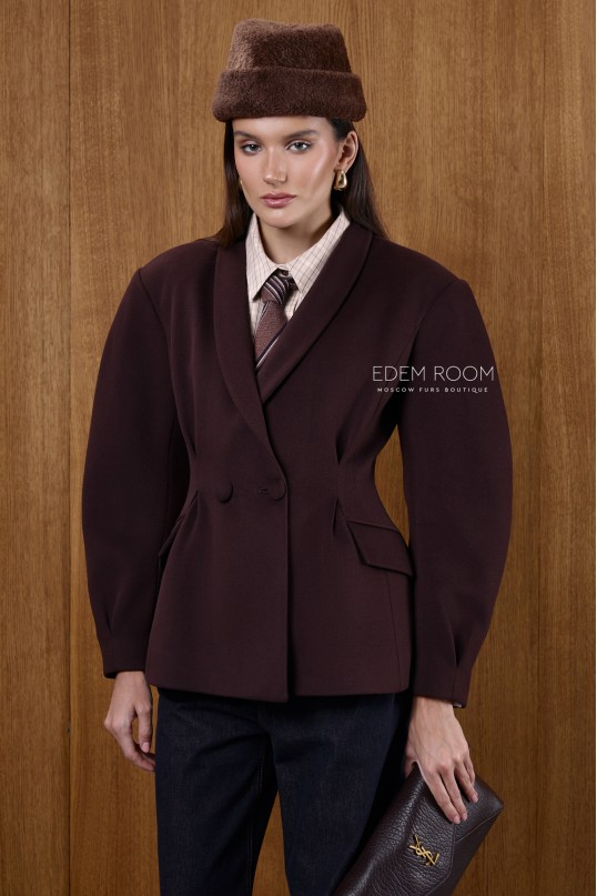 приталенный жакет из шерсти