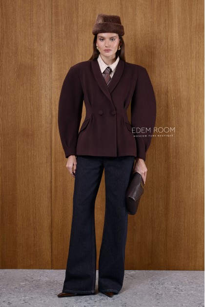 приталенный жакет из шерсти