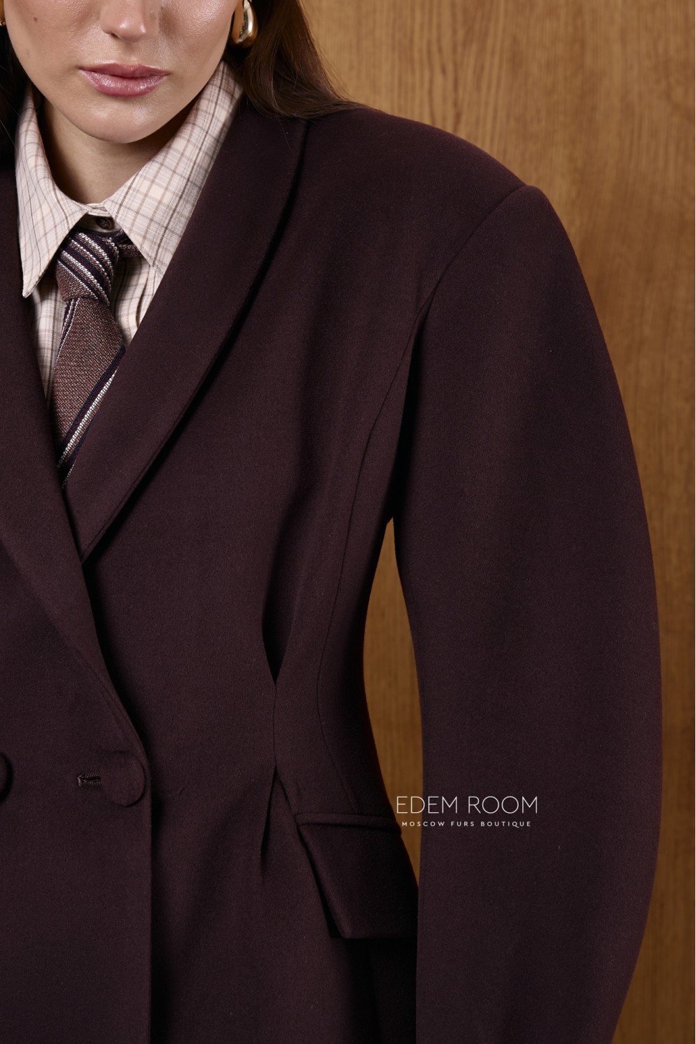 приталенный жакет из шерсти