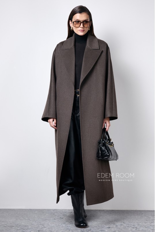 длинное пальто с поясом
