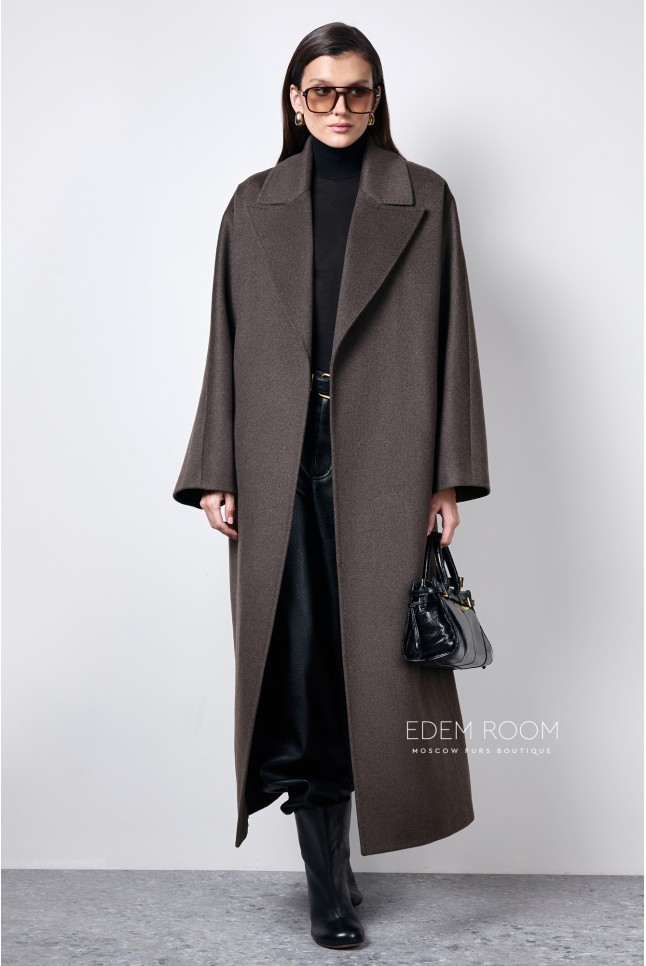 длинное пальто с поясом