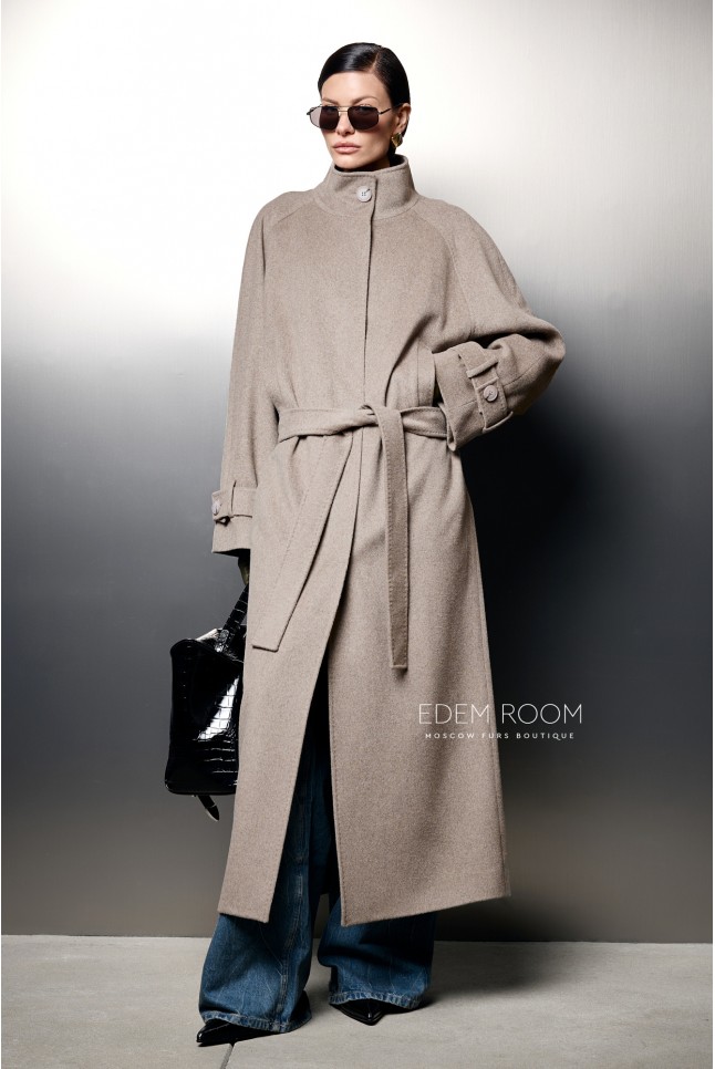 длинное пальто с поясом