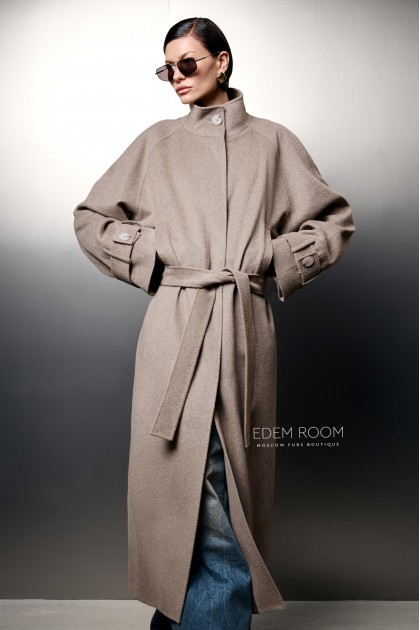 длинное пальто с поясом