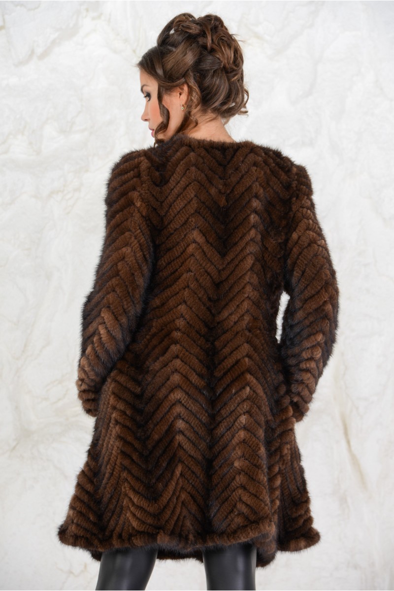 Пальто из вязаной норки
