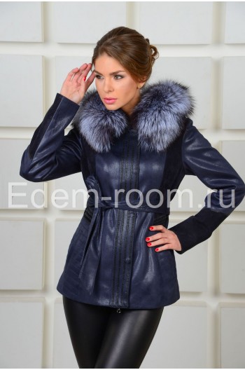 Женская демисезонная куртка с мехом