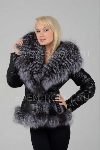 Женская кожаная куртка-жилетка из меха чернобурки