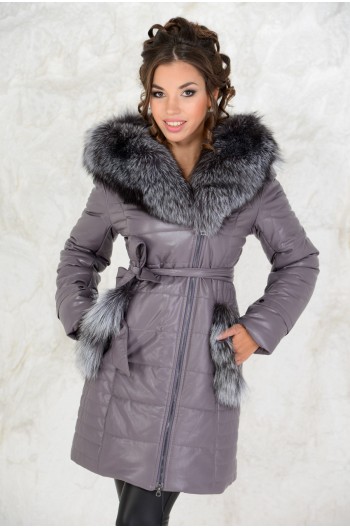 Оригинальное серое пальто с мехом из эко-кожи